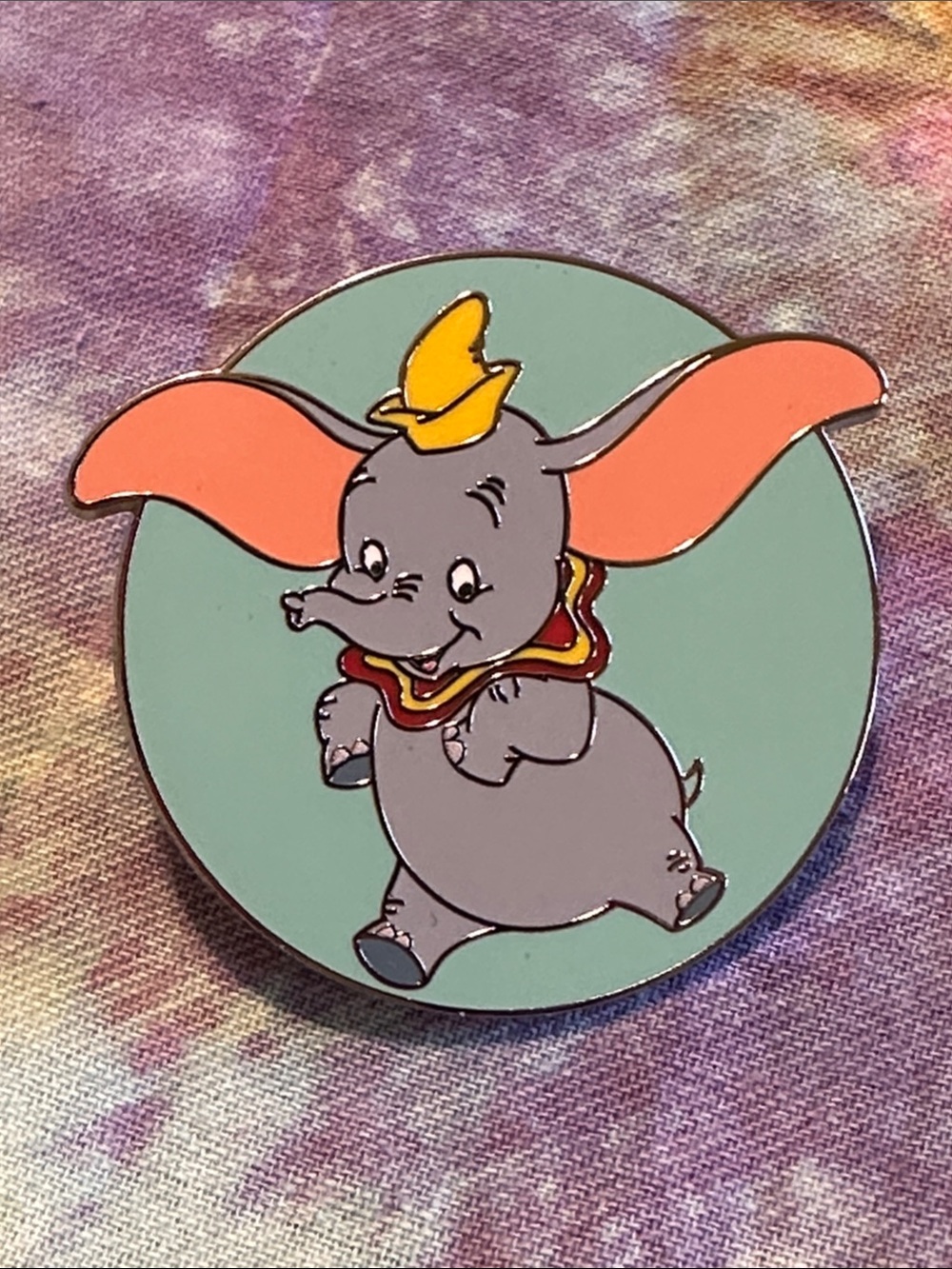 ✨ Disney Mickey Mouse Club Mystery Pin - Dumbo